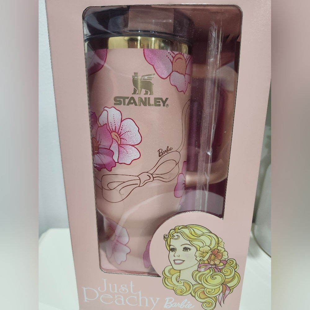 Barbie x Stanley - Tumbler - 80's Peaches N' Cream 40 oz Quencher